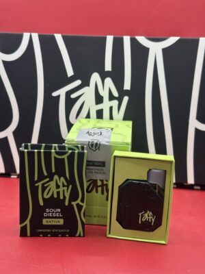 Taffy 2G Disposable Sour Diesel flavor features diamond-infused live resin oil, strong diesel terpenes, smooth vapor, and long-lasting 2-gram potency. Rechargeable THC disposable built for gas lovers.